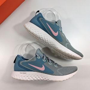 nike legend react mica green